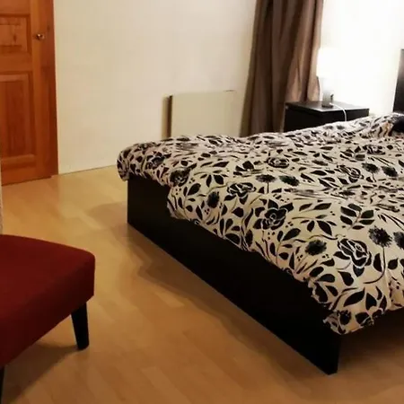 Cosy And Quiet Private Place In Valais דירה *