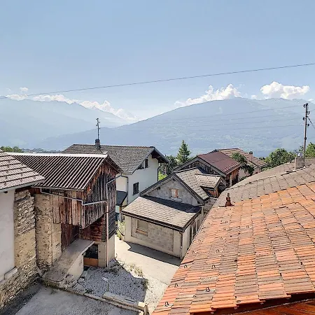Cosy And Quiet Private Place In Valais דירה