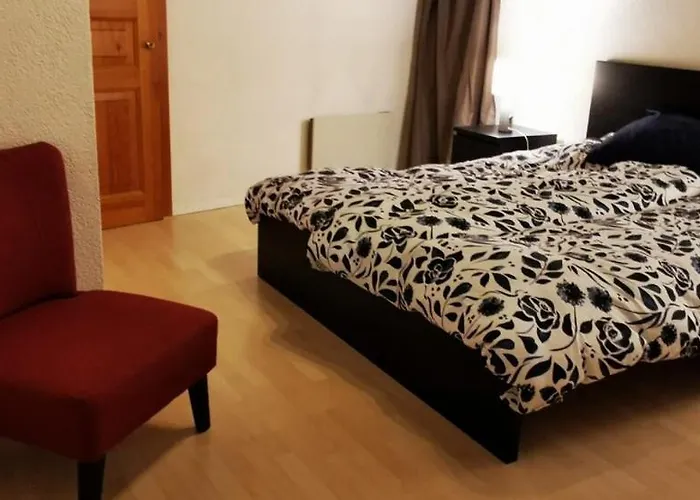 Cosy And Quiet Private Place In Valais דירה *